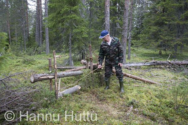 2008_09_03_043.jpg
lisku pyynti metsästys ansa pyydys kielletty laiton metsästyksen historia
Avainsanat: lisku pyynti metsästys ansa pyydys kielletty laiton metsästyksen historia