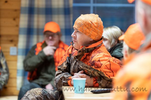 20191012_006
hirven metsästys hirvijahti metsästysmaja hirvenmetsästäjä kokous metsästysseura
Avainsanat: hirven metsästys hirvijahti metsästysmaja hirvenmetsästäjä kokous metsästysseura