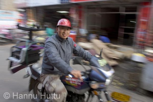 2006_03_16 263.jpg
moottoripyörä kuorma liikenne vauhti kiire kaupunki haikou hainan kiina
Avainsanat: moottoripyörä kuorma liikenne vauhti kiire kaupunki haikou hainan kiina