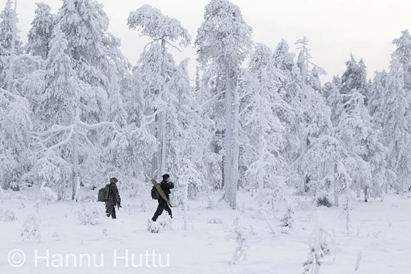 2010_11_28_001.jpg
näädän metsästys talvi lumi turkisriistan metsästys metsästäjä
Avainsanat: näädän metsästys talvi lumi turkisriistan metsästys metsästäjä
