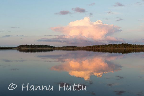 2014_08_10_441.jpg
järvimaisema kesä säynäjäjärvi pilvi tyyni ilta
Avainsanat: järvimaisema kesä säynäjäjärvi pilvi tyyni ilta